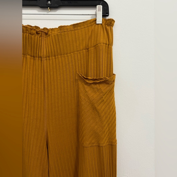 #319 FP MOVEMENT Retail $88 Blissed Out Wide Leg Pants Golden Ochre XS - Picture 5 of 10